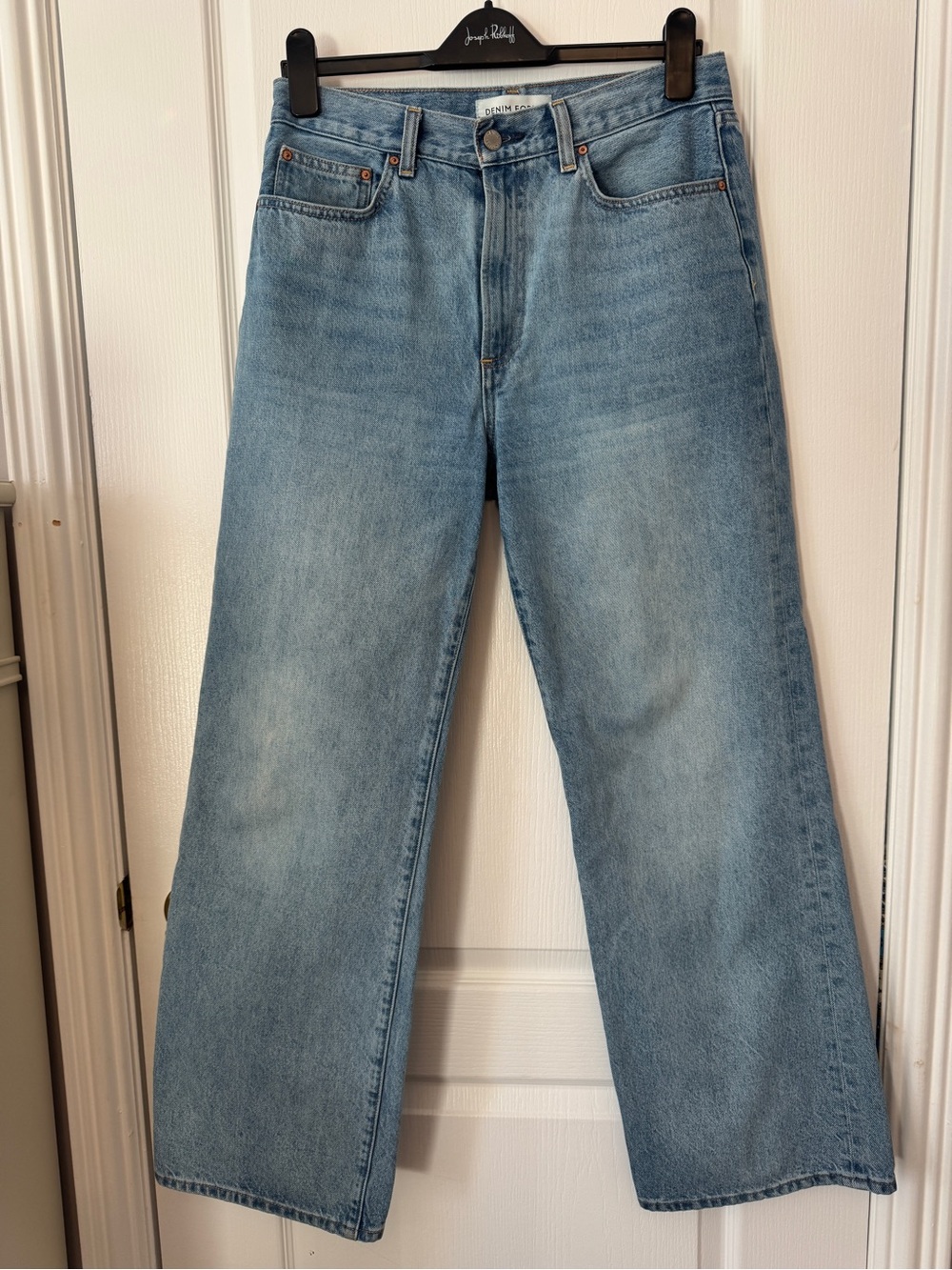 Aritzia High-Rise Wide Leg Jeans in Light Blue Wash